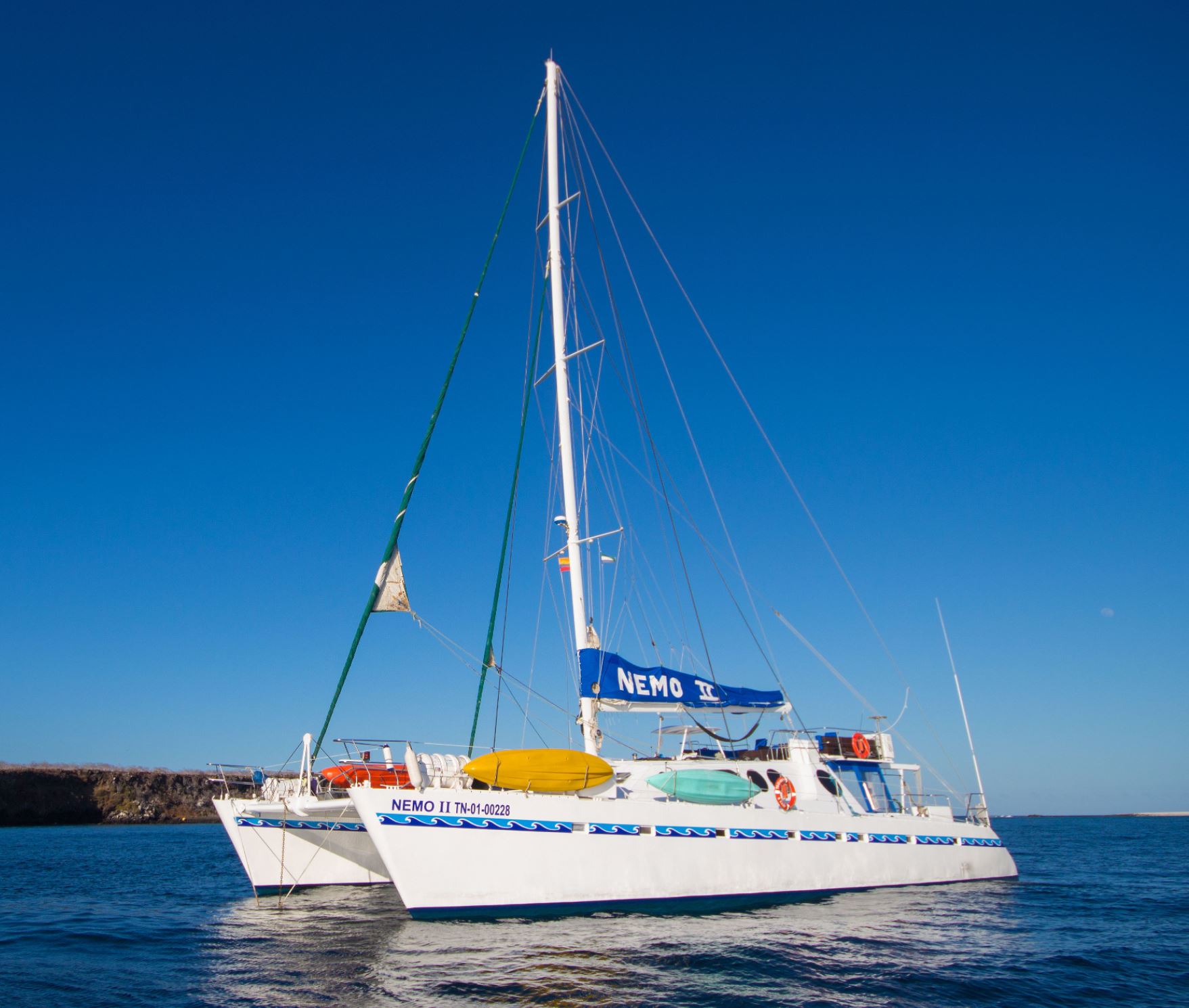 Nemo II sailing catamaran 8 days/7 nights cruise