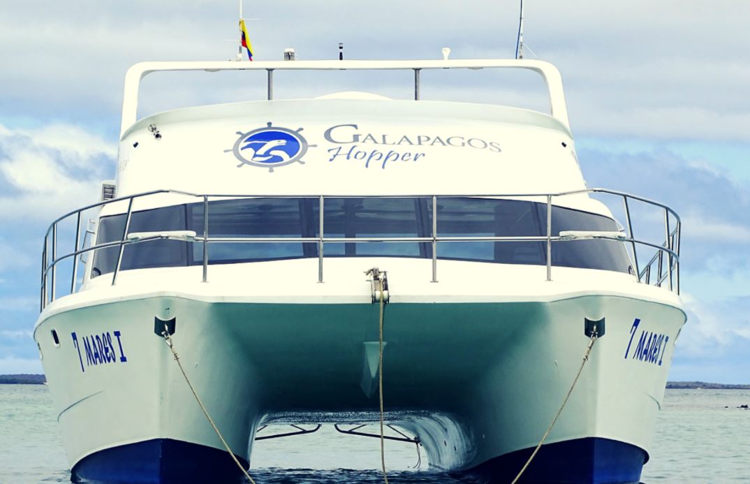 Galapagos Hopper for daily tours from/to Island San Cristobal: Island hopping (day tour) with the Galapagos Hopper to Española