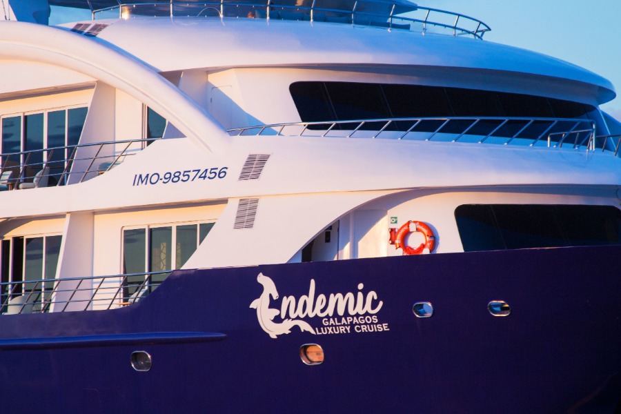 Luxury Catamaran M/C Endemic: 8 Tage / 7 Nächte Route A Kreuzfahrt Luxuskatamaran M/C Endemic